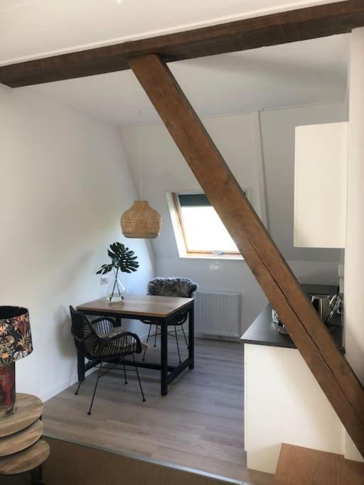 Rustig Logeerverblijf Aan De Rand Van De Stad Lekkum Esterno foto