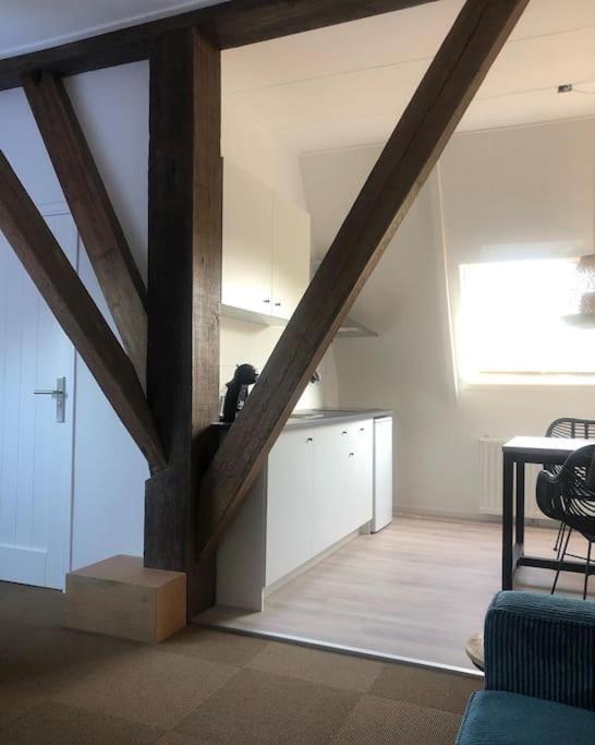 Rustig Logeerverblijf Aan De Rand Van De Stad Lekkum Esterno foto